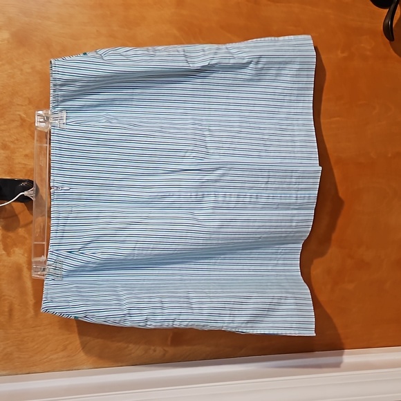 Requirements Skort - Picture 2 of 4